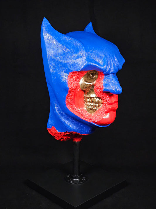 Shadow Knight sculpture – three-quarter angle, dark art collectible in heroic colors
