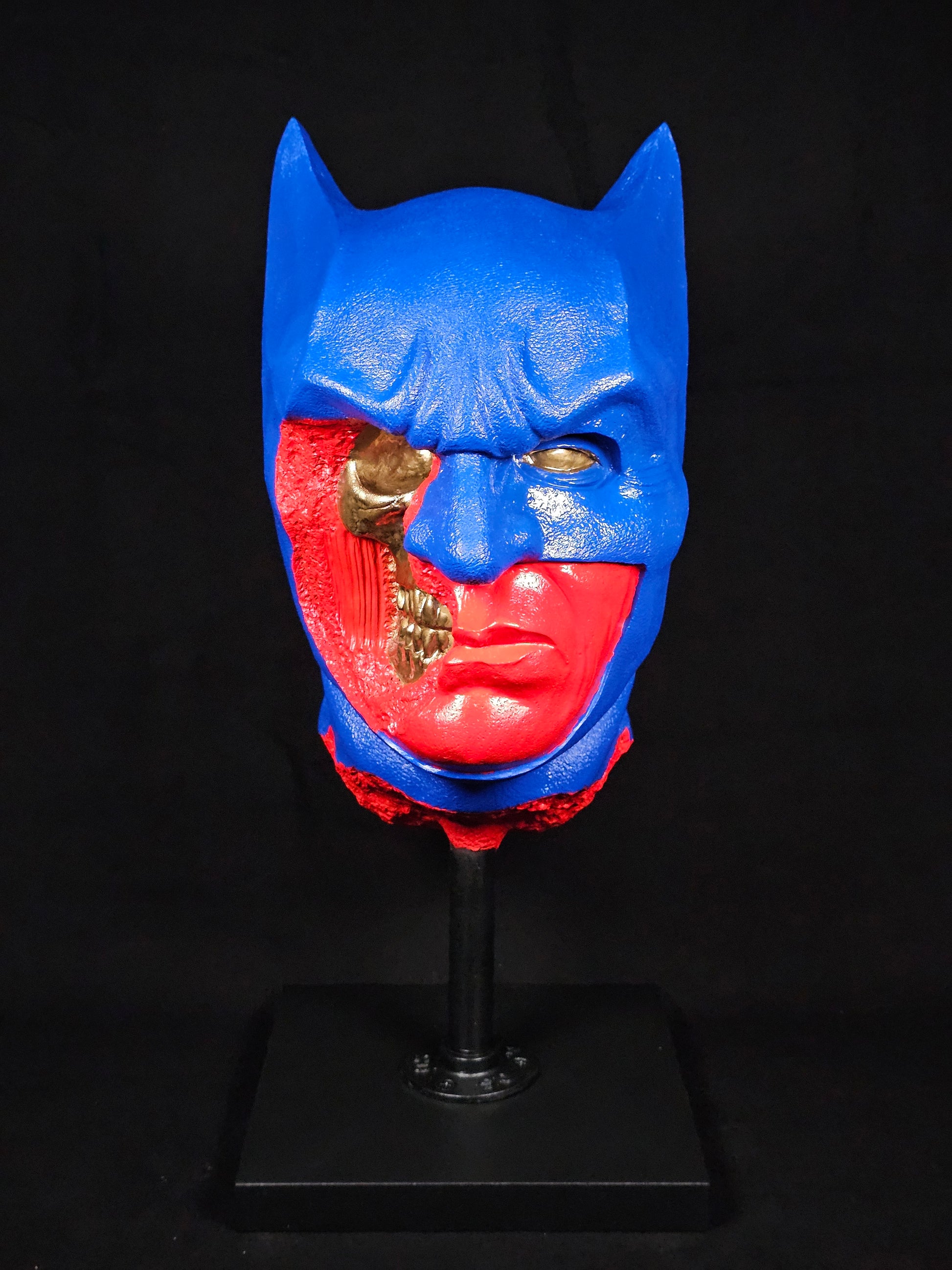 Shadow Knight Heroic Edition – front view, 45 cm collectible sculpture by House of Wit
