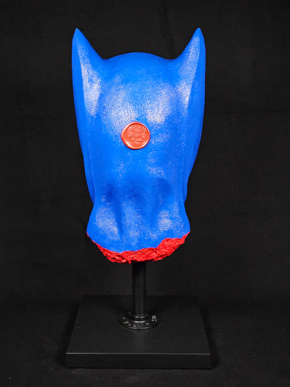Shadow Knight Heroic Edition – rear view revealing wax seal, polymer gypsum composite
