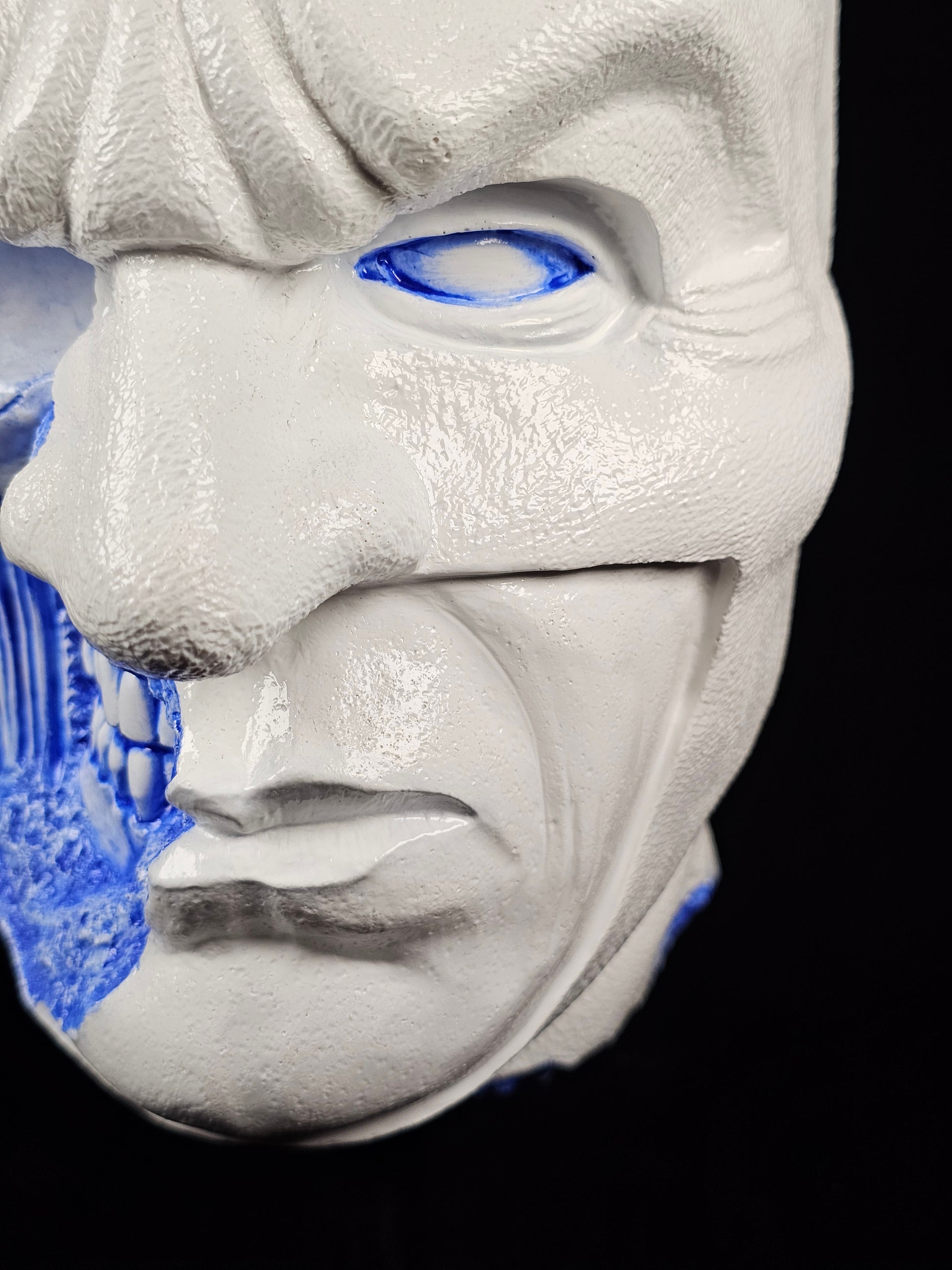 Shadow Knight Delfts Blue – close-up of face and cowl, hand-finished detail by House of Wit