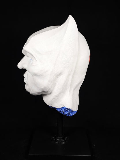 Shadow Knight Delfts Blue – right side view, hand-finished limited edition collectible sculpture