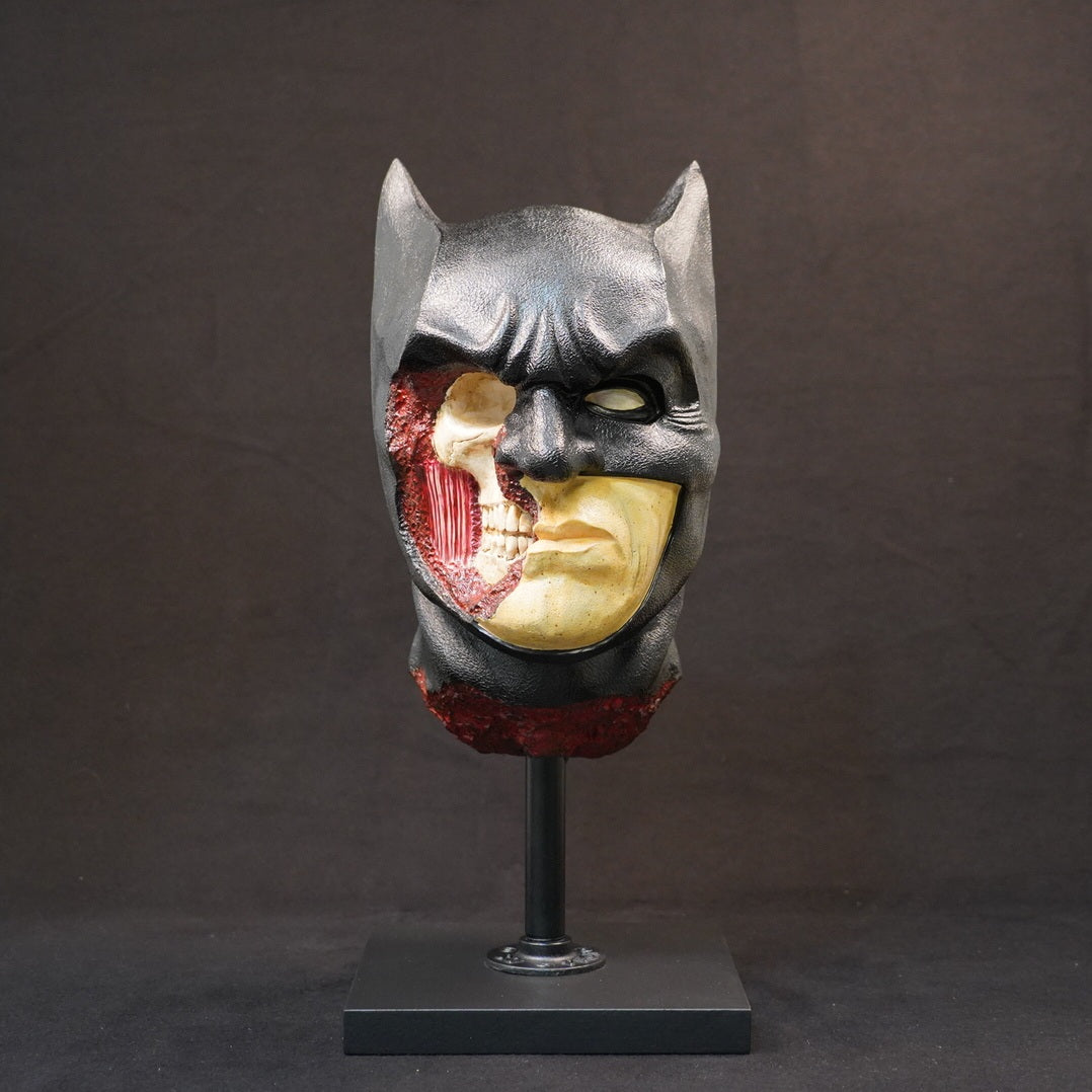 Shadow Knight limited-edition bust: hand-sculpted resin head, masked with half-exposed skull on a stand.