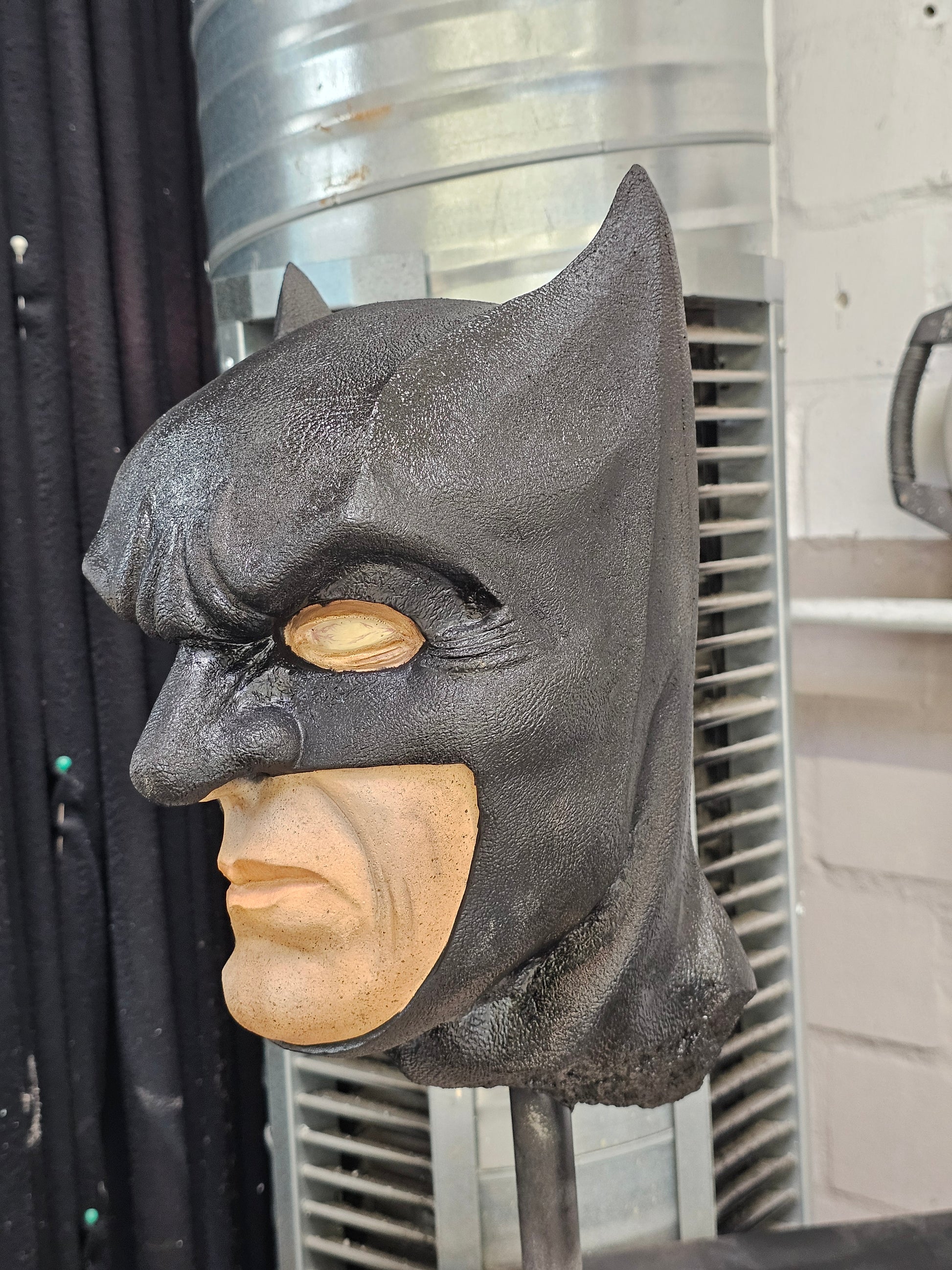 Half Skull Half Batman Bust – Gothic Resin Statue for Collectors