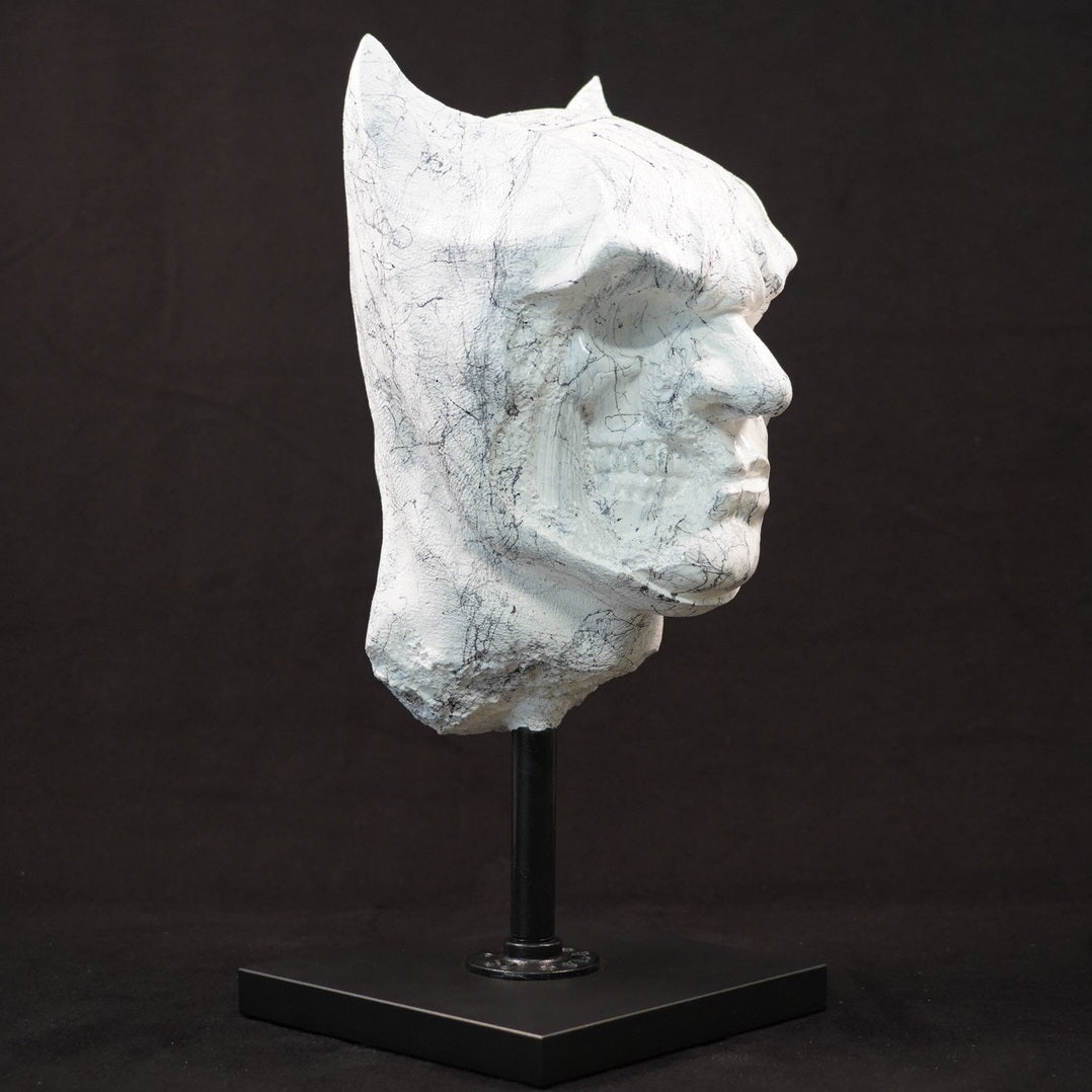 Shadow Knight - White marble