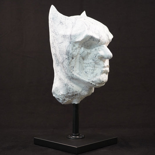 Shadow Knight - White marble