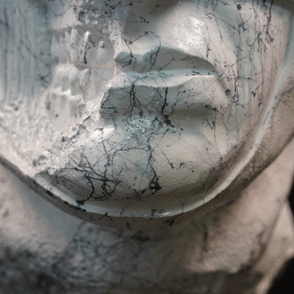 Shadow Knight - White marble