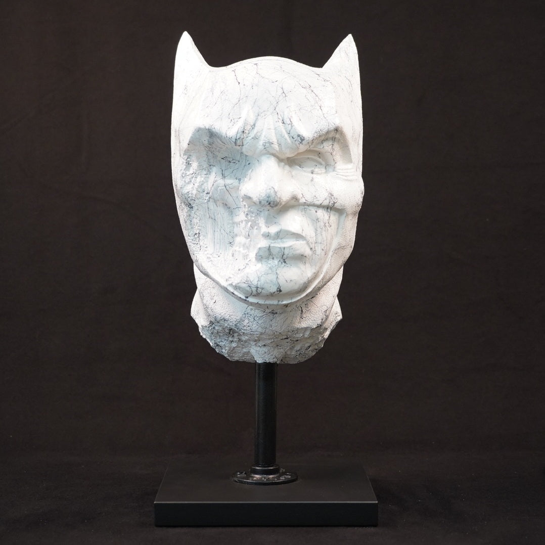 Shadow Knight - White marble