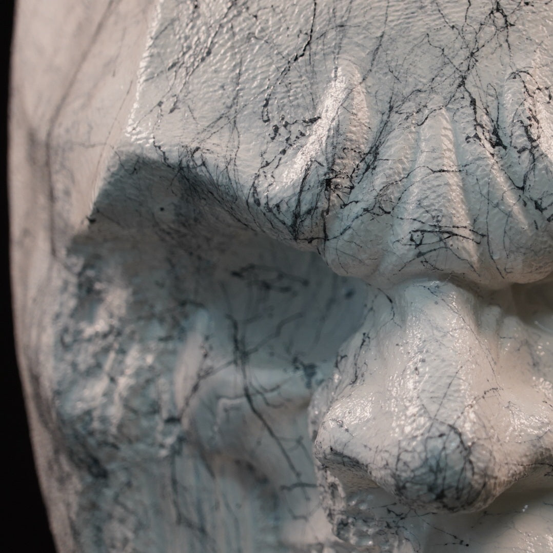 Shadow Knight - White marble