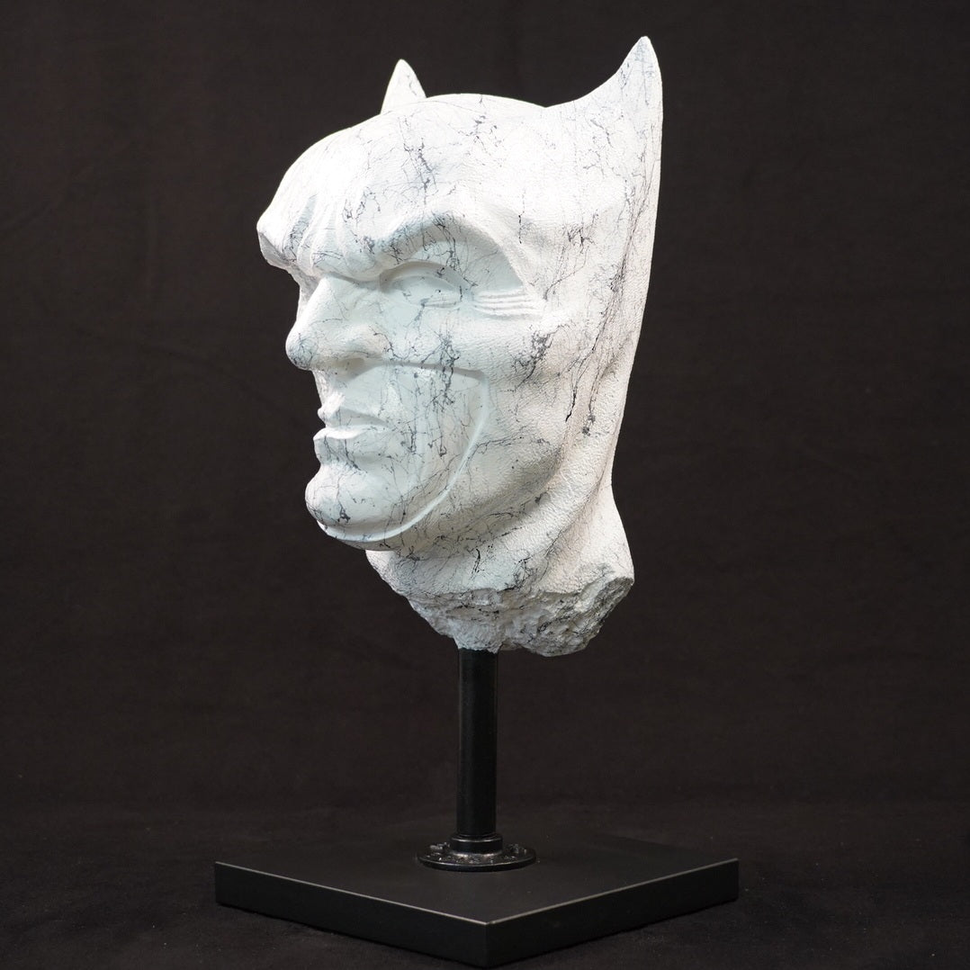 Shadow Knight - White marble